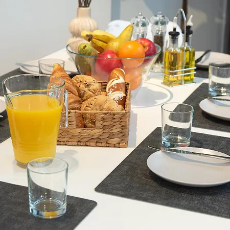 Apartmán Modernes, Zentrales City-apartment Am Kennedyplatz, Nahe Hauptbahnhof Und Limbecker Platz, Lichtdurchflutete Raeume *