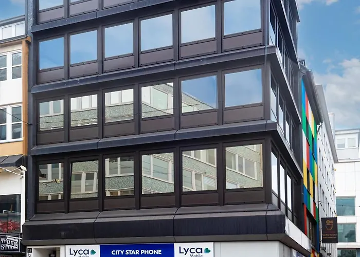 Modernes, Zentrales City-apartment Am Kennedyplatz, Nahe Hauptbahnhof Und Limbecker Platz, Lichtdurchflutete Raeume 아파트 에센