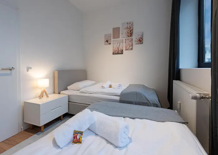 Modernes, Zentrales City-apartment Am Kennedyplatz, Nahe Hauptbahnhof Und Limbecker Platz, Lichtdurchflutete Raeume Lejlighed