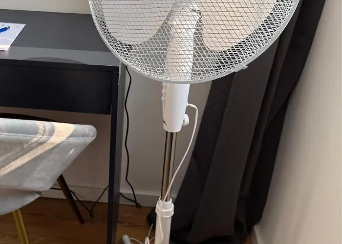 Modernes, Zentrales City-apartment Am Kennedyplatz, Nahe Hauptbahnhof Und Limbecker Platz, Lichtdurchflutete Raeume Lejlighed *