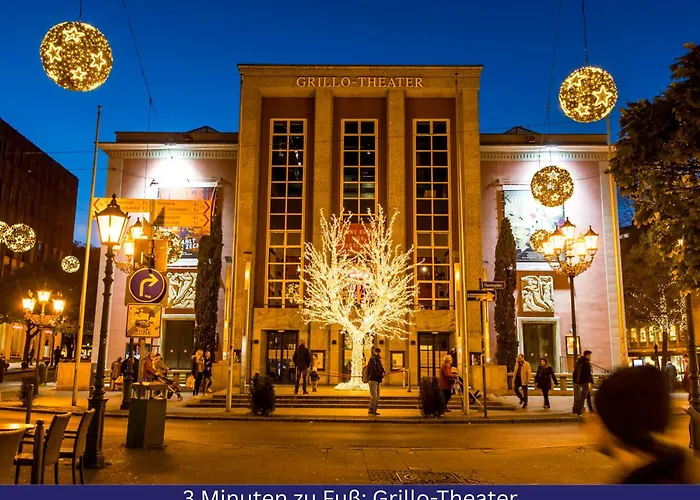Lejlighed Modernes, Zentrales City-apartment Am Kennedyplatz, Nahe Hauptbahnhof Und Limbecker Platz, Lichtdurchflutete Raeume *